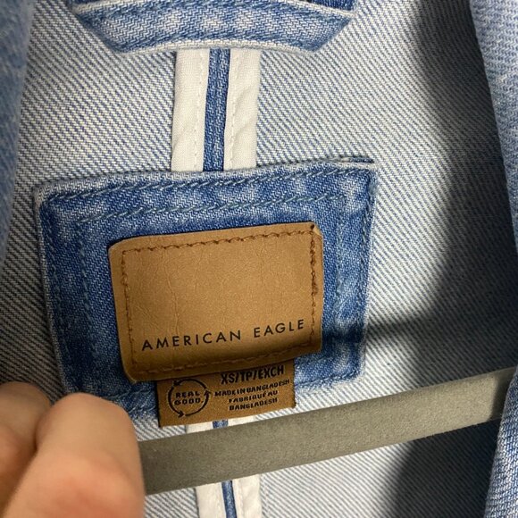 American Eagle Oversized Denim Blazer Jacket Jean Womens XS Light Wash - Picture 2 of 7